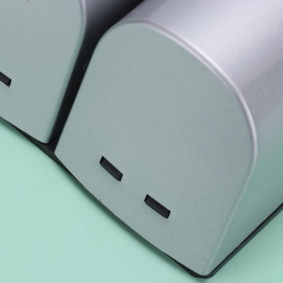 Dispenser da Parete per Bagno 3 Scomparti per Sapone, Shampoo e Gel Doccia, Leggero e Facile da Pulire in Metallo e Plastica, per Uso Domestico