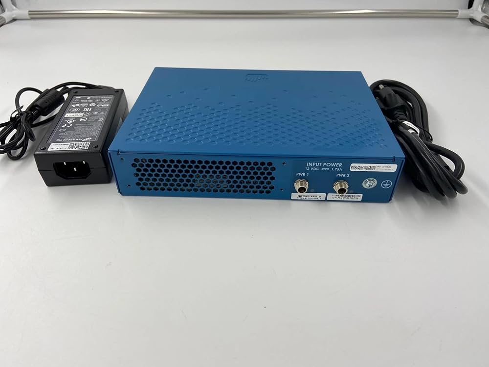 Palo Alto 8ポート PA-220 写真の物品1台 Palo Alto 8ポート PA-220 写真の物品1台 - メルカリ