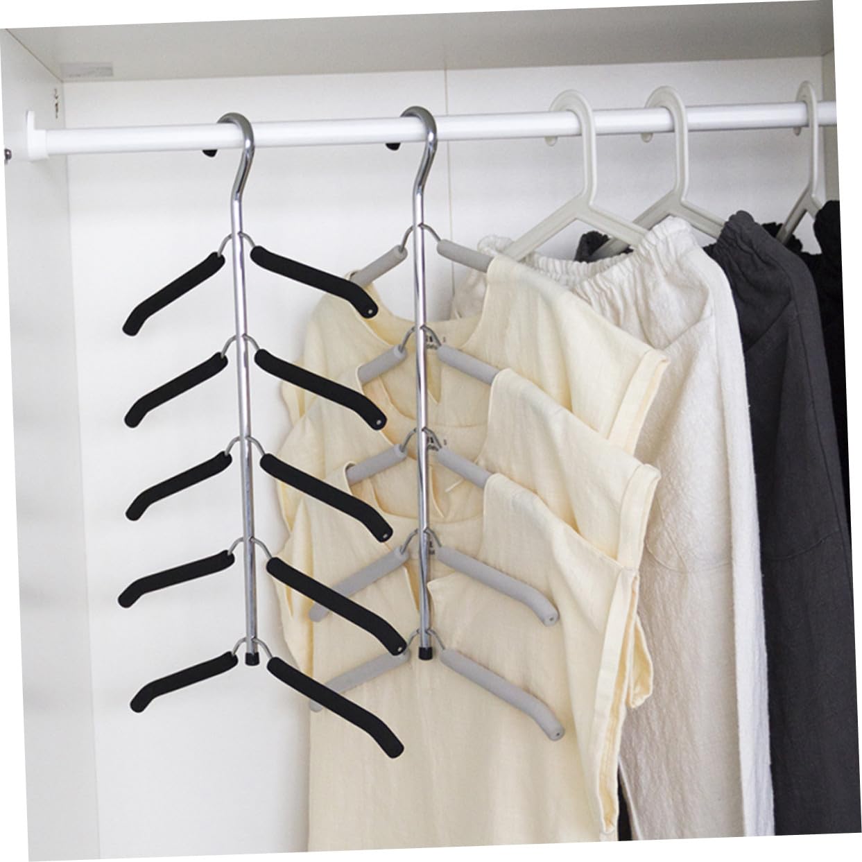 Faltbarer Kleiderbügel mit Lagigem Rutschfestem Eva Platzsparender Garderoben Organizer für Jacken Hemden Hosen und T Shirts für Schrank Reise und Alltag