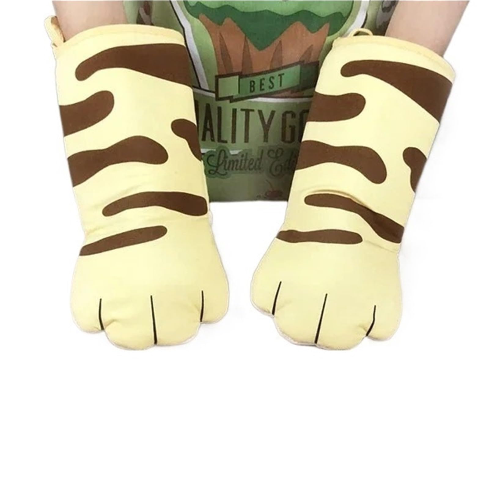 1 Pair Cat paw insulated gloves Cute Claw Oven Gloves Microwave oven heat-resistant baking Kitchen supplies For Cooking & Baking(Yellow)