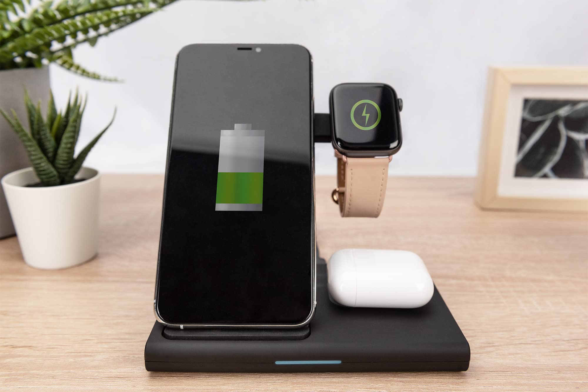 DIGITUS stacja ładująca 3 w 1 - ładowanie bezprzewodowe - maks. moc ładowania 15 W - kompatybilna z Apple Watch, Airpods, iPhone - czarny