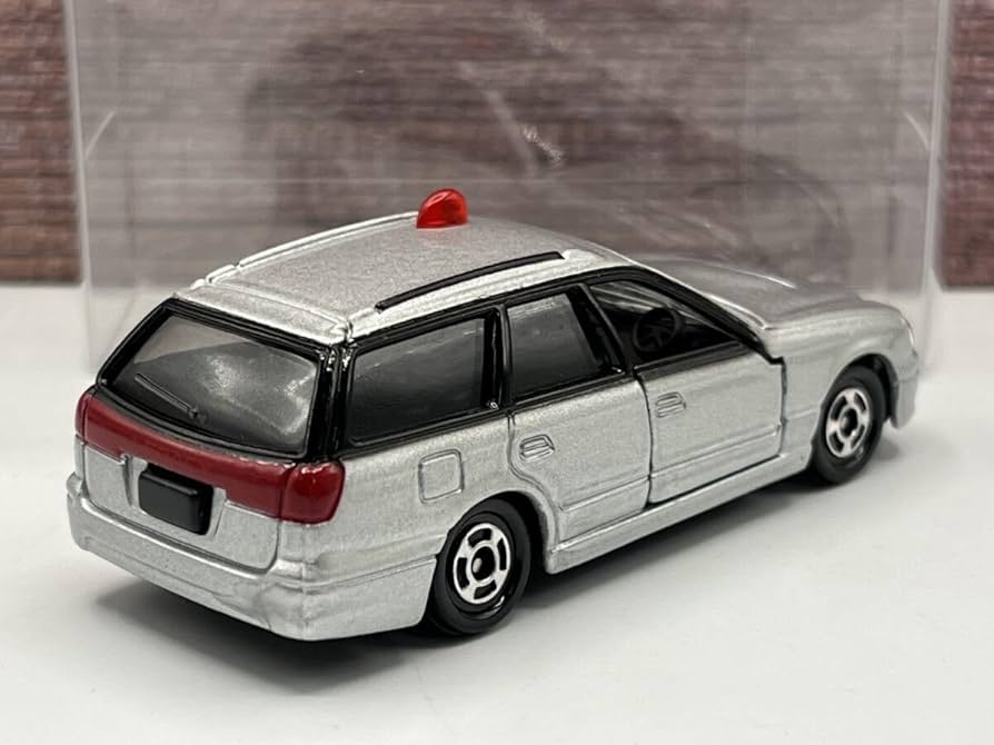 トミカ 組み立て工場　スバル レガシィツーリングワゴン　9台セット トミカ 組み立て工場 スバル レガシィツーリングワゴン 9台