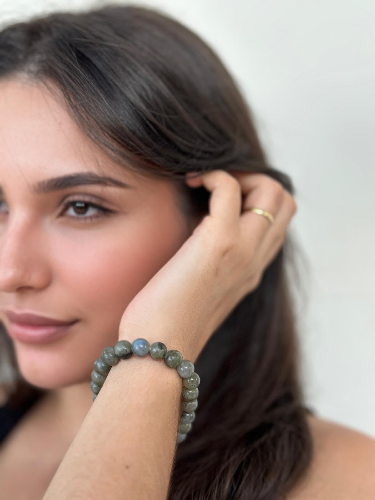 Felicidade Bracelet en Labradorite + Pochette Artisanale offerte – Pierre Naturelle 8MM – Protection & Bien-Être – Bijou Énergétique Unisexe en Lithothérapie pour Homme & Femme, Méditation & Cadeau