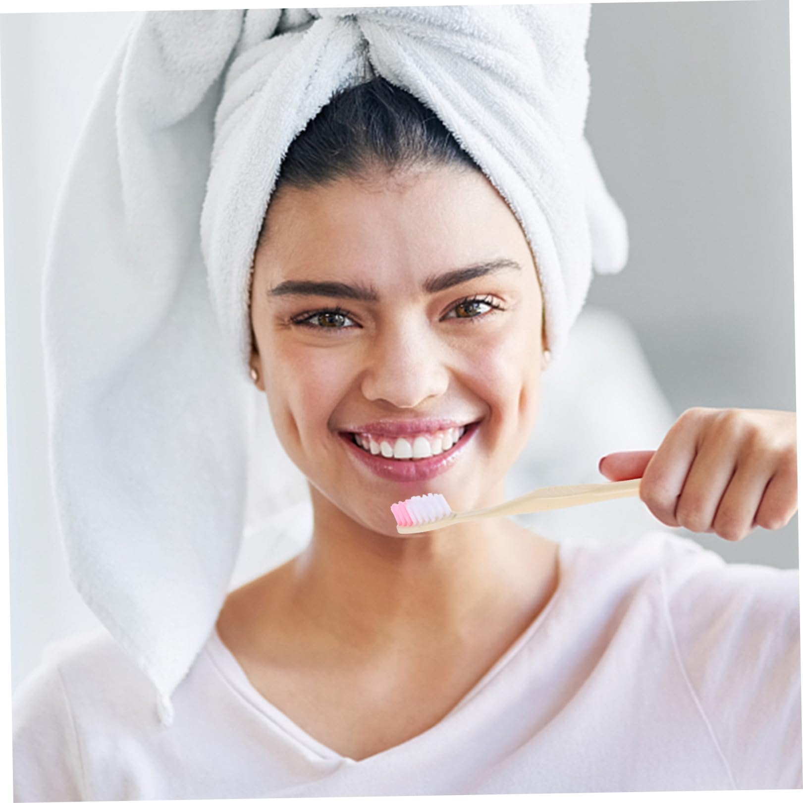 100piezas Unidades Cepillos Dientes Desechables con Pasta Individualmente Envueltos Bolsillo para Viaje Camping y Uso Único Varios estilos