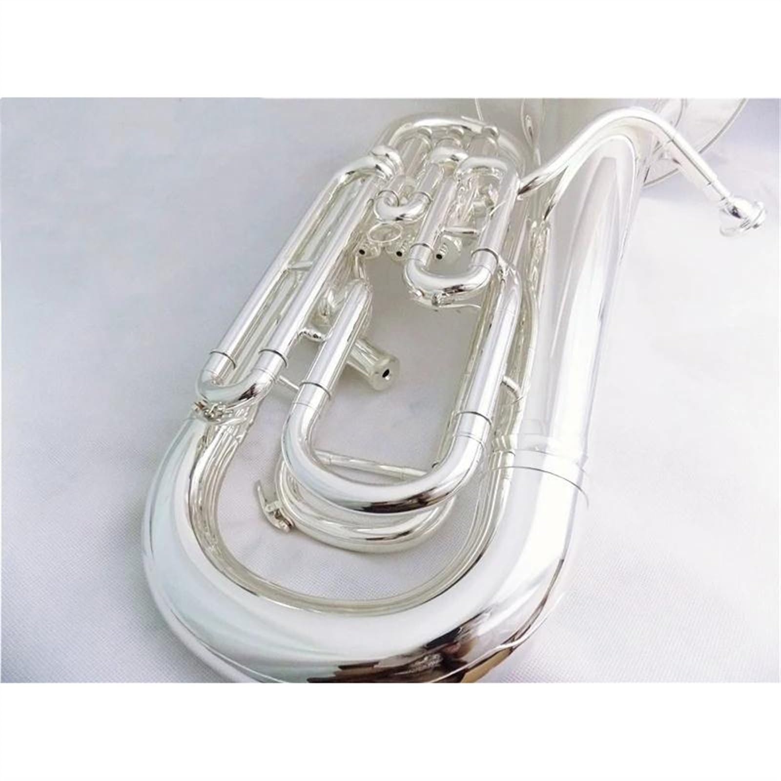 シルバー ユーフォニアム ケース付き シルバー ユーフォニアム ケース付き