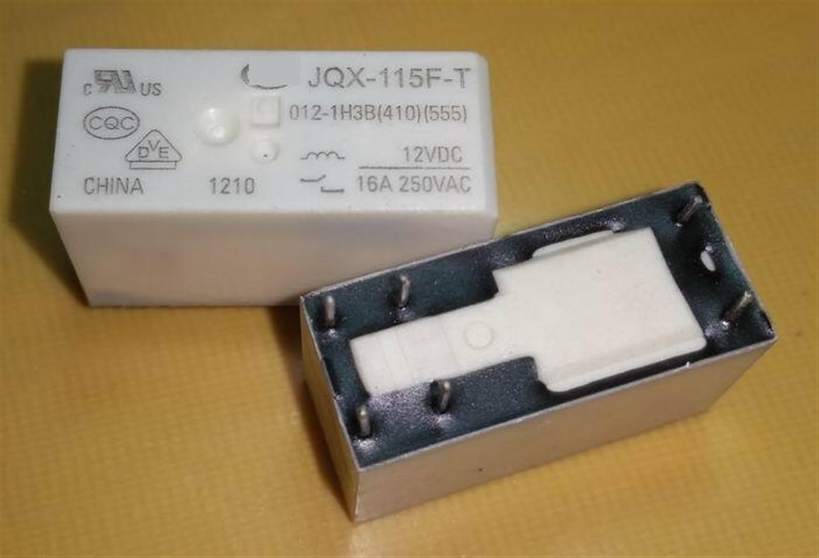 Relais JQX-115F-T 012-1H3B 12V 16A à 6 broches pour circuit imprimé