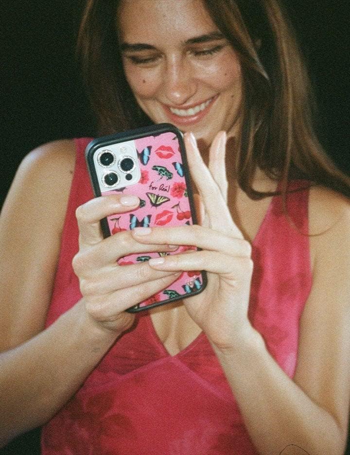 Miniatura 7 de Wildflower Fundas Realisation Par x Devon Lee Carlson Funda, compatible con Apple iPhone 1212 Pro Rojo, Frogs, Collab Protector negro