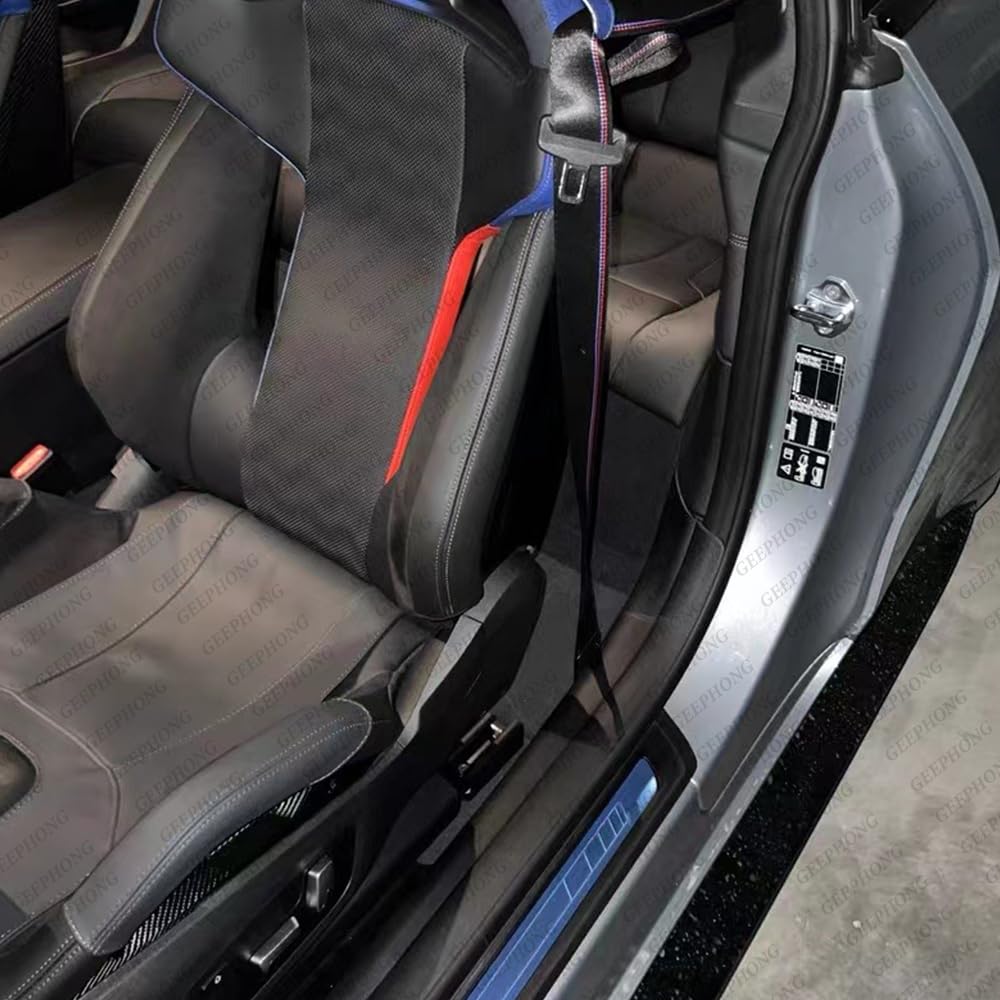 Do BMW G87 M2, G80/G81 M3, G82/G83 M4, F90 M5, F92 M8 – karbonowa ochrona bocznych policzków – obicie z prawdziwej skóry z wpuszczonym mocowaniem (wiele kolorów)