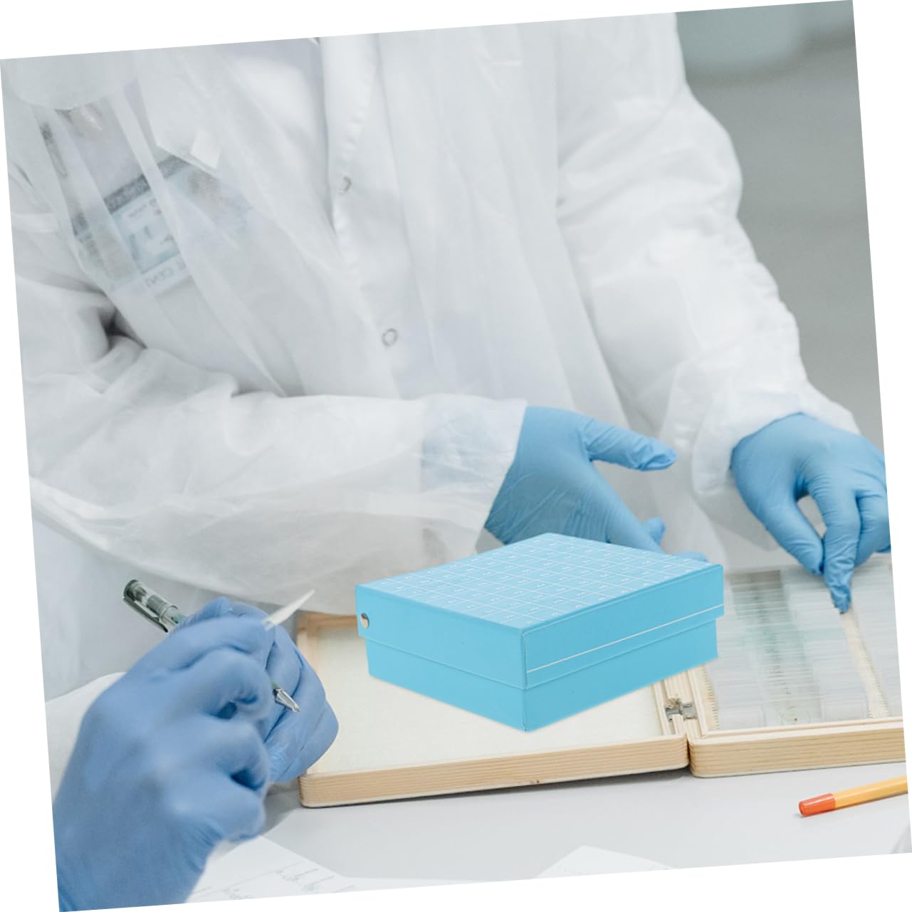 Scatola Porta Provette Centrifuga per Congelatore 2 Pezzi in Carta e Plastico Design Multi Griglia e Coperchio Collegato per Esperimenti di Laboratorio