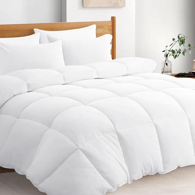 AMEHA King Size Duvet 10.5 Tog Microfiber Quilt Breathable Anti Allergy Box Stitched Down Alternative Duvets - Lightweight Luxury Hotel Quality All Season Comforter, 230x220cm