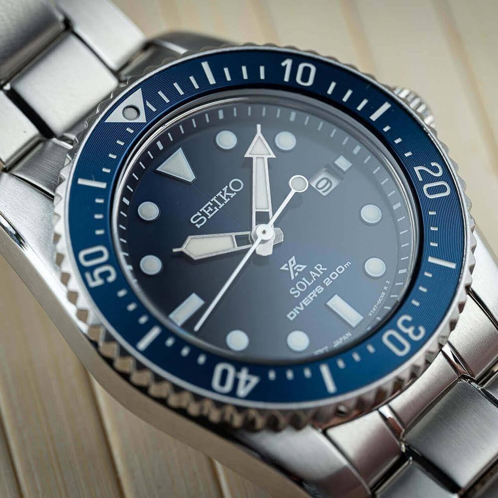 Amazon.com: Seiko Prospex Solar Diver's 200m Blue Dial Sapphire