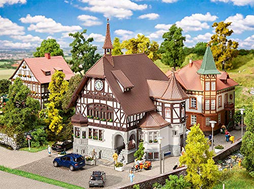 Preisvergleich Produktbild Faller FA130650 Historisches Rathaus Modellbausatz, verschieden