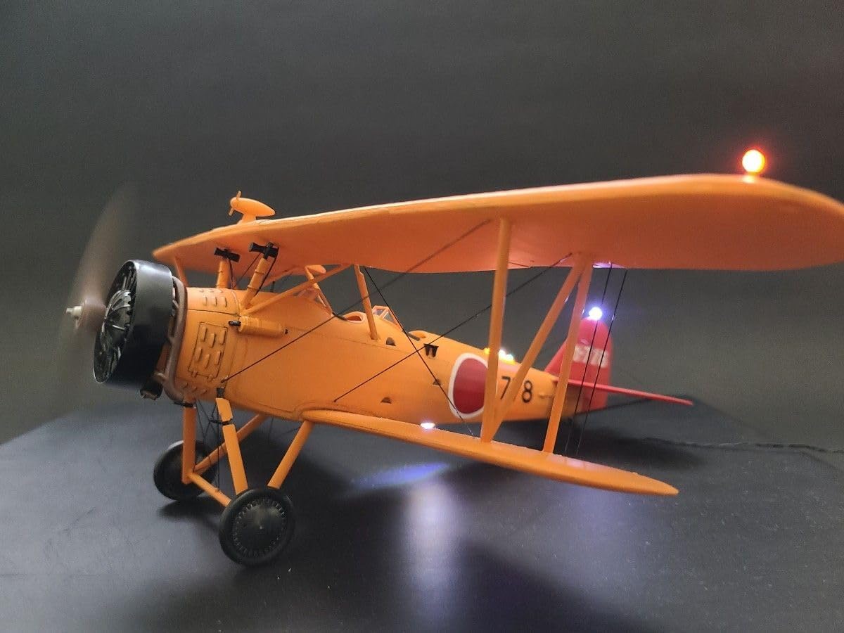 旧日本海軍 93式陸上中間練習機 赤とんぼリアルモーターライズ 1/48 完成品 九三式陸上中間練習機 赤とんぼ 1/32 リアルモーターライズ 完成品 旧