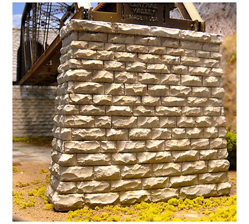 HO Scale Cut Stone Bridge Pier, Rectangular