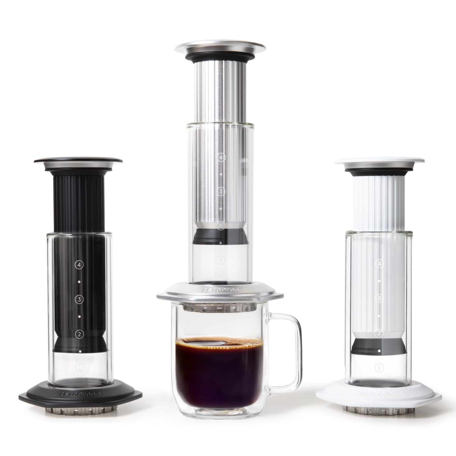 AeroPress Cafetière à piston Premium en verre, acier inoxydable et aluminium, tout-en-un French Press et cafetière expresso manuelle, infusion 2 min pour moins d’amertume et plus de saveur, Noir