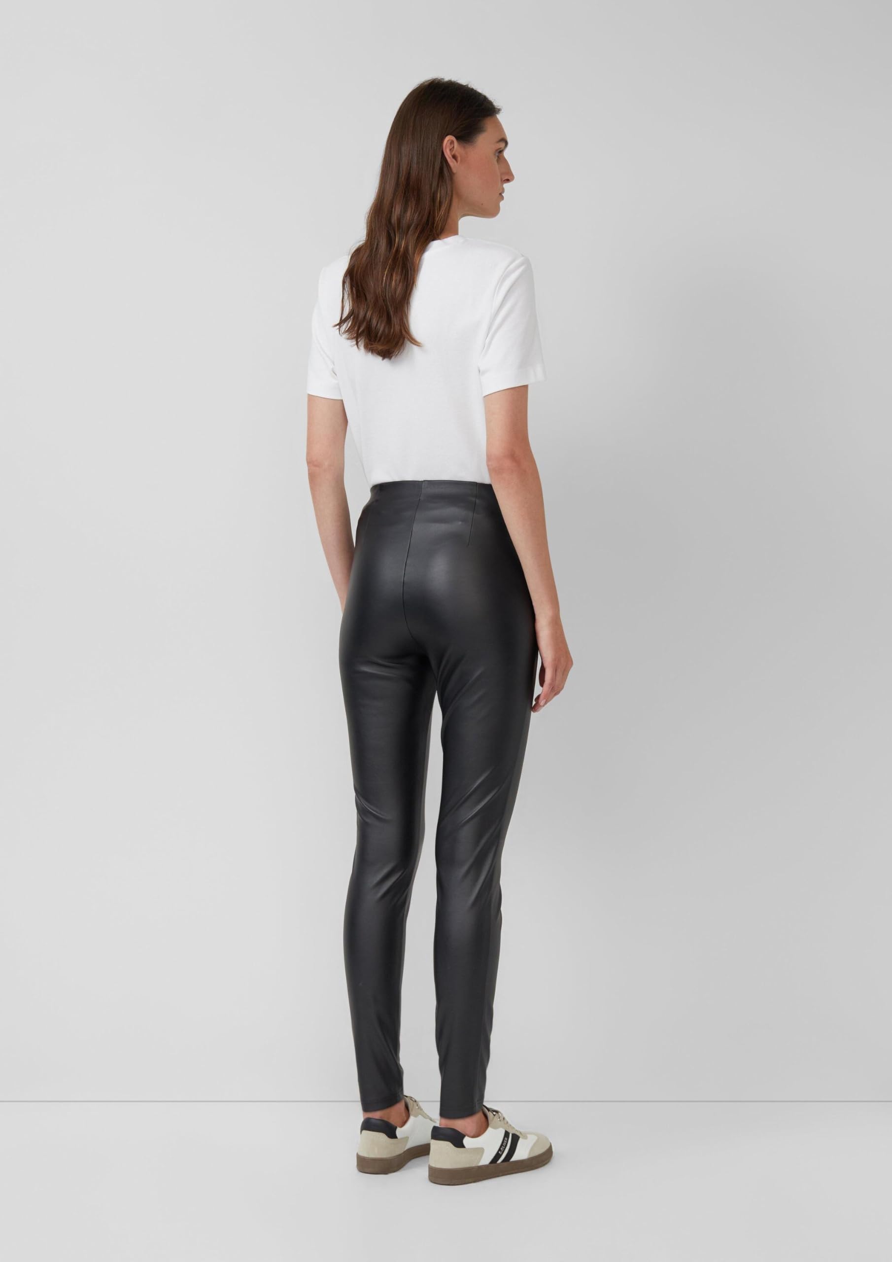 s.Oliver Damen Fake Leather Leggings Weiche Stretch-Leggings aus Kunstleder