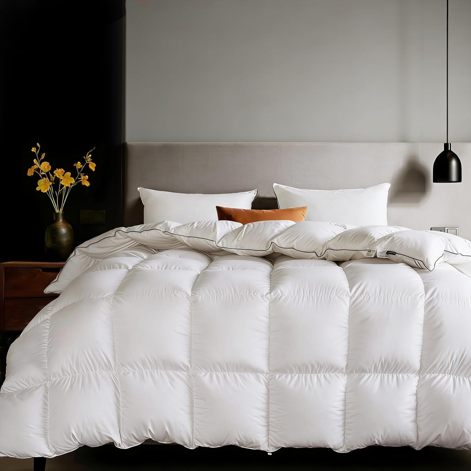 Goose Feather Down Fiber Comforters Oversized King Size, Extra Fluffy White Duvet Insert, Ultra-Soft, Breathable, Noiseless, All Season Hotel Luxury Bedding Comforters 120"x98"