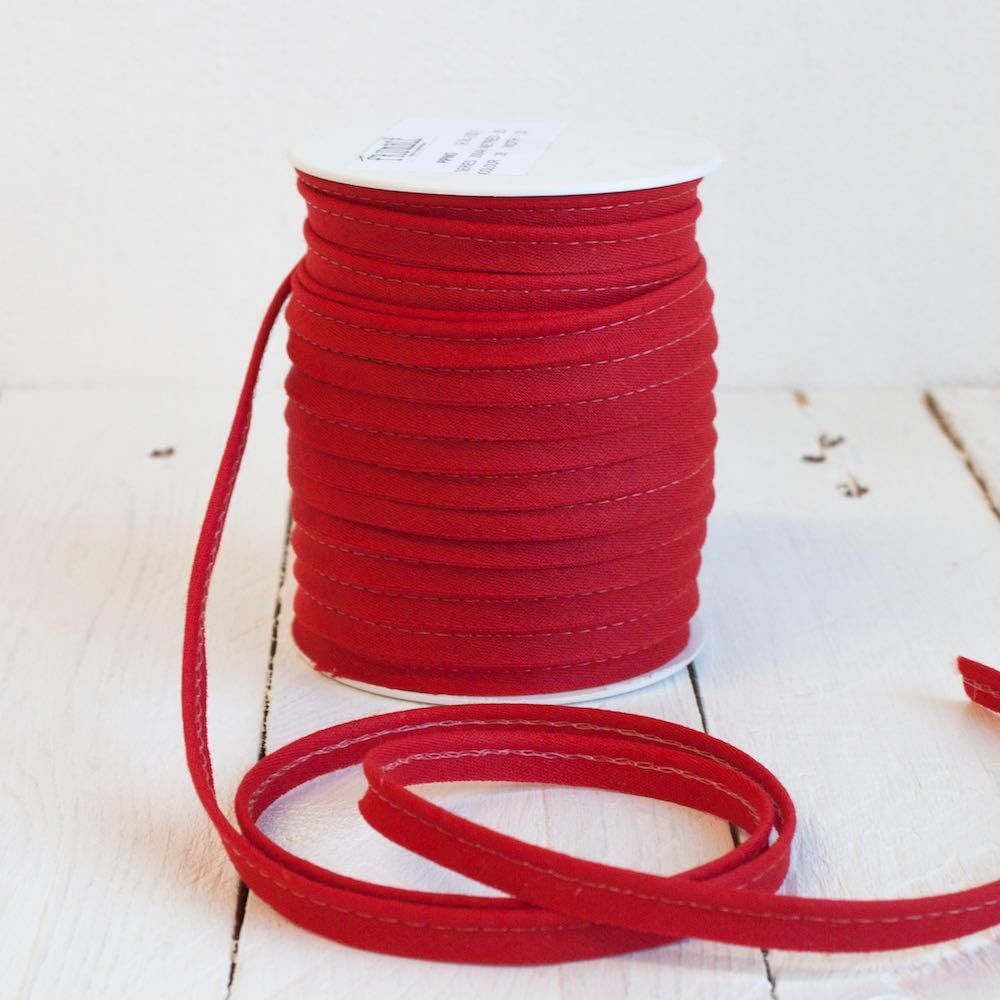 Craft CultSmall 9mm Wide Piping Bias Binding Piped Trim - 25 Metre Roll (28 - Red)