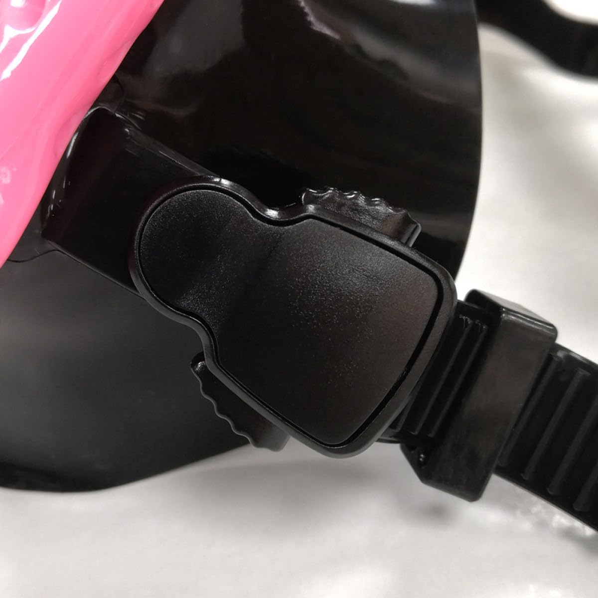 Occhialini da Snorkeling Rosa per Ragazzo Ragazza, Set Tubo | Silicone, Finestra Unica, Fascia Elastica, Drenaggio Unidirezionale, Ampio Angolo di Visione e Comfort Aumentato