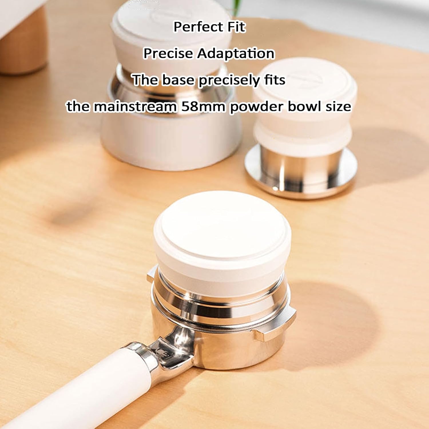 Ensemble de 4 Accessoires Espresso en Acier Inoxydable Comprenant Un tasseur à Ressort, Un Outil WDT, Un Distributeur et Un Plateau en Acrylique.