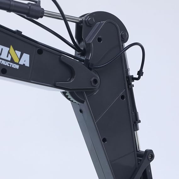 HUINA 1/14 592 RC Tracked Excavator Car Model Gift 2.4G Radio Light Sound Hobby Grade Model