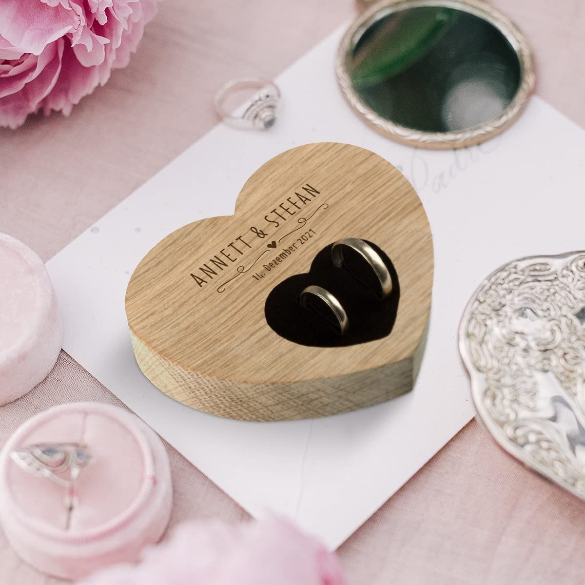Hochzeit Ringkissen Herz Ringhalter individuell Namen 10 x 8,5 cm Eichenholz - Herzchen