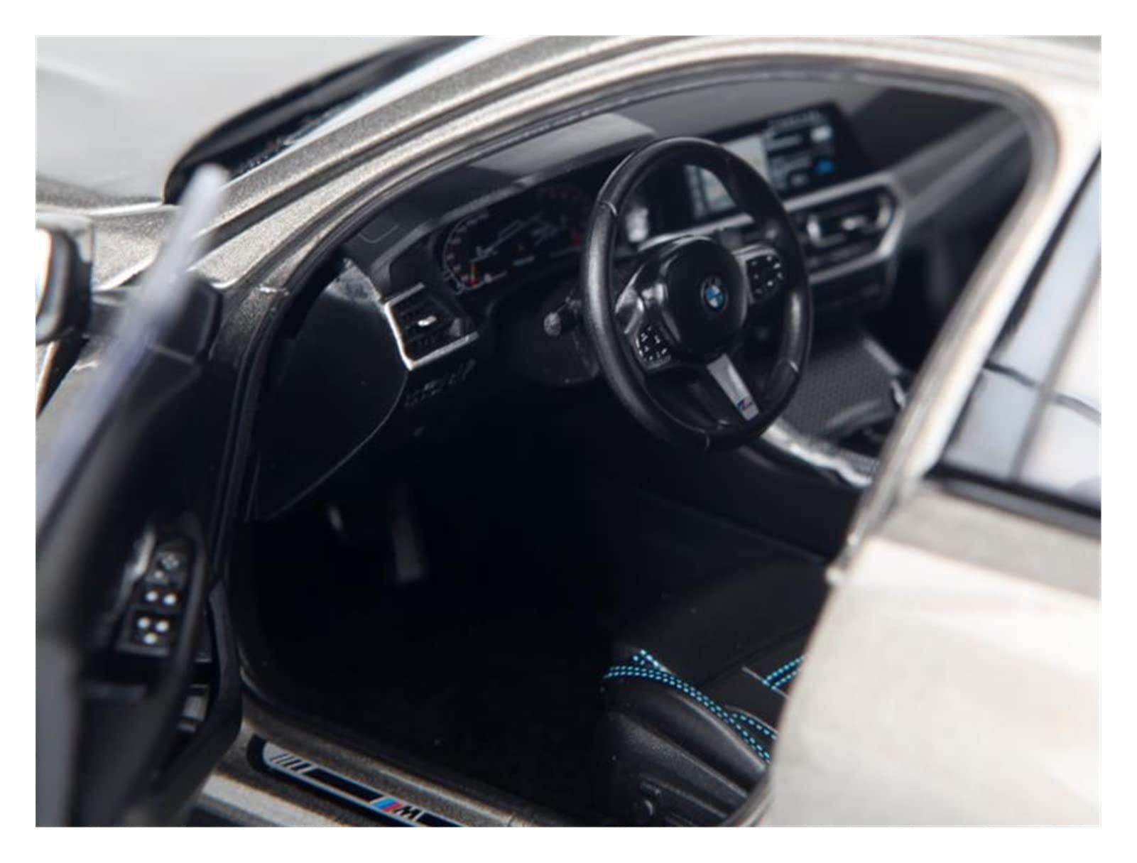 1/18 BMW E3系 京商 ミニカー | 販売終了: KYOSHO 1/18 BMW 3 Series Coupe