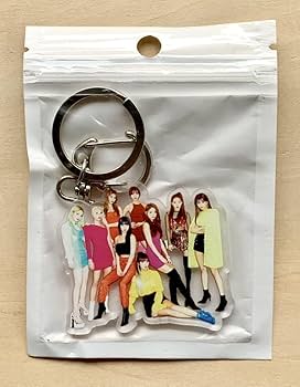 Amazon.co.jp: トゥワイス TWICE & チェヨン CHAEYOUNG