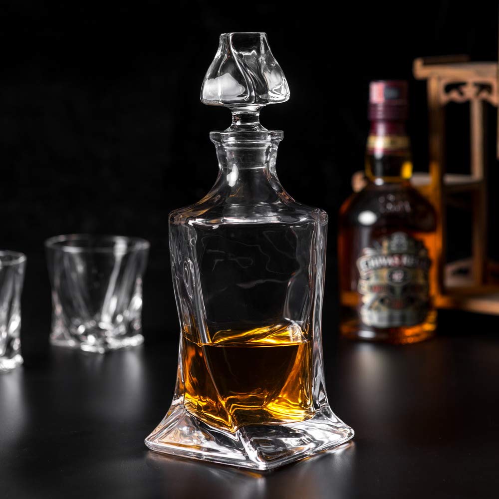 KANARS Whisky Karaffe und Gläser Set, 800 ml Bleifrei Kristall Whiskey Dekanter mit 4x 300 ml Gläsern, 5-Teiliges, Geschenkbox
