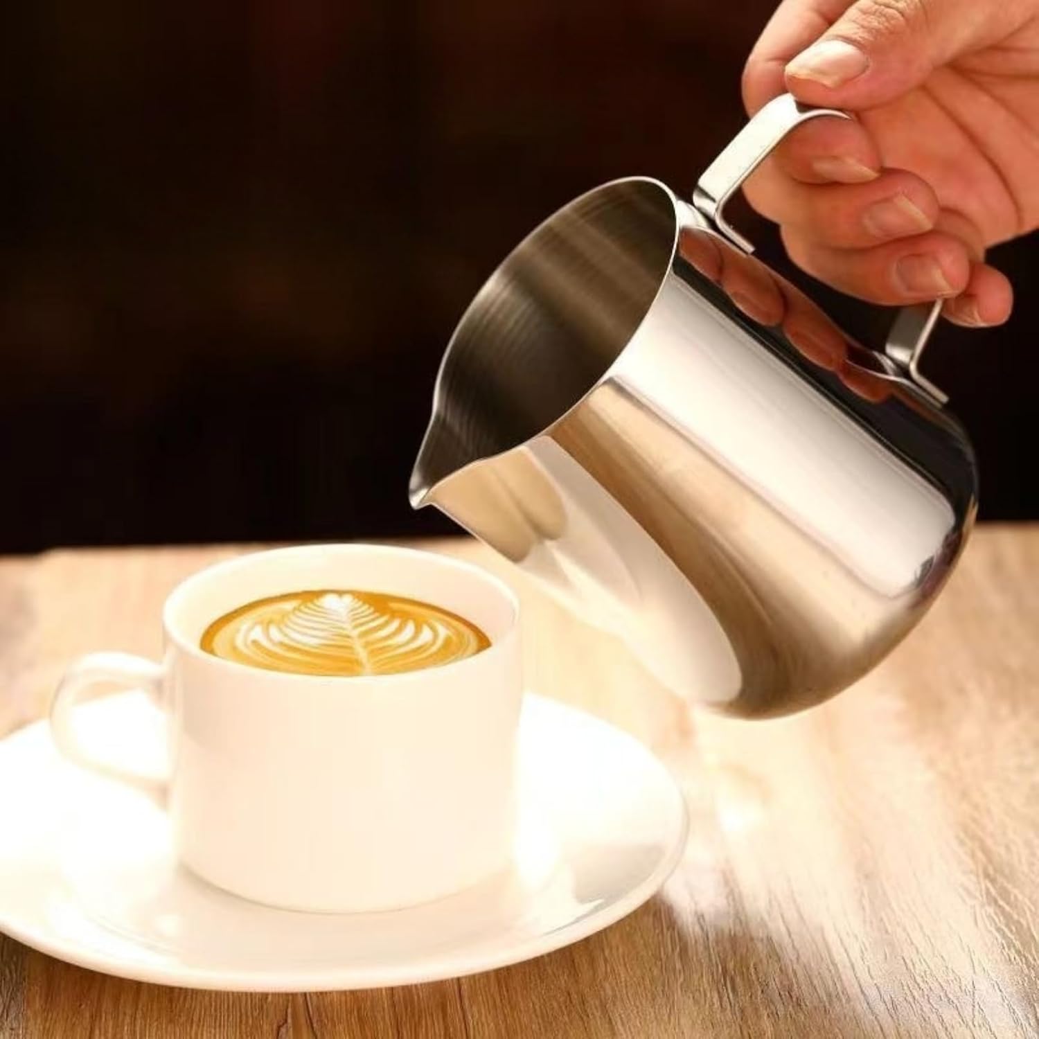 Stainless Steel Milk Frothing Pitcher 350ML, Gold Milk Frothing Cup with Measurement Scale, Espresso Milk Steaming Cup for Coffee Bar, Home & Office Coffee Accessories (golden,600ml)