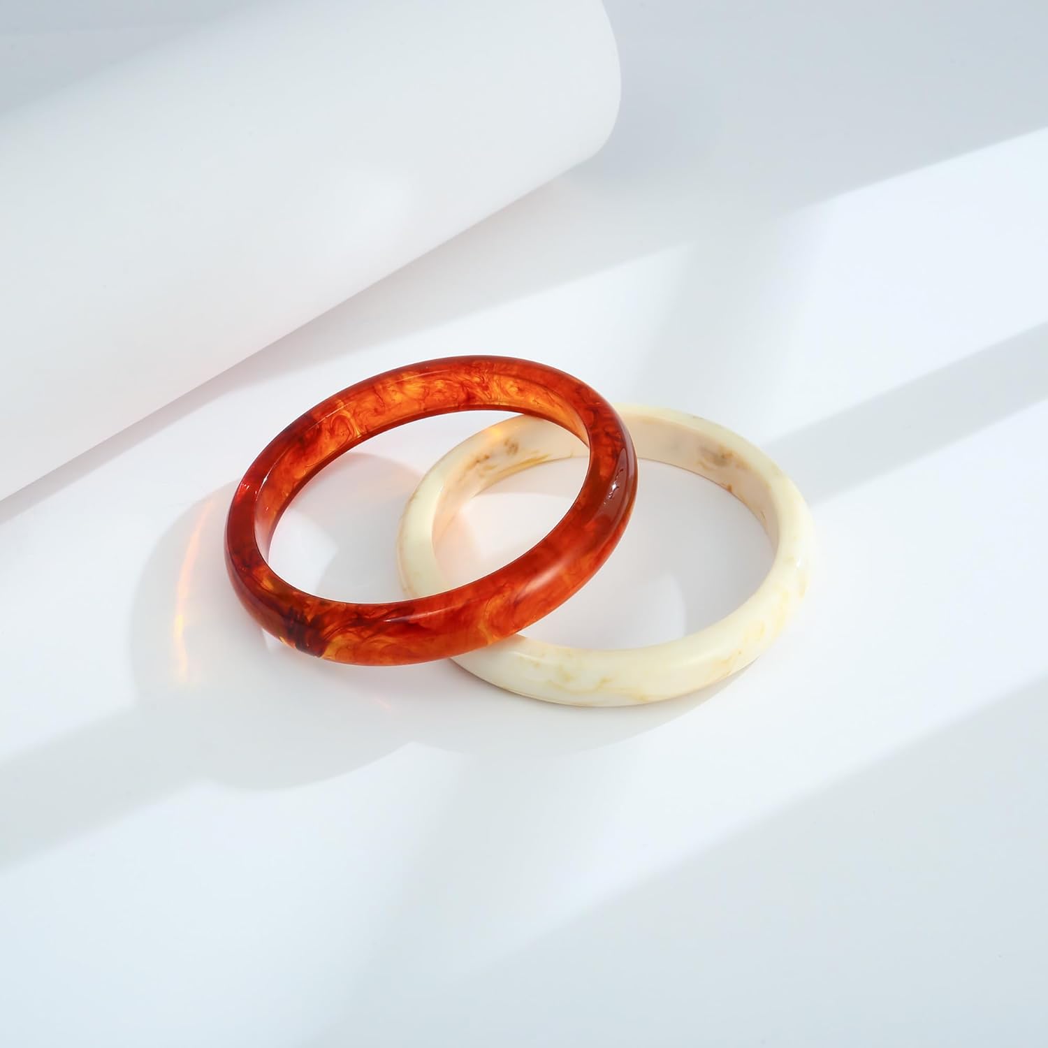 2PCS Resin Bracelet Set for Women Trendy Cream Acrylic Resin Bangle Bracelets Tortoise Shell Translucent Acetate Wristband Bangle Jewelry - Image 6