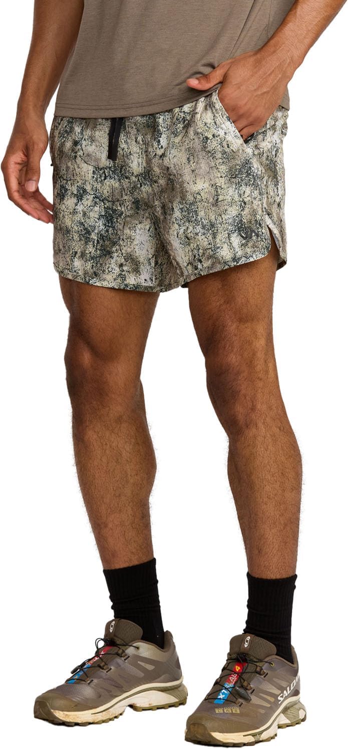 RVCA Men's Yogger Lite 15