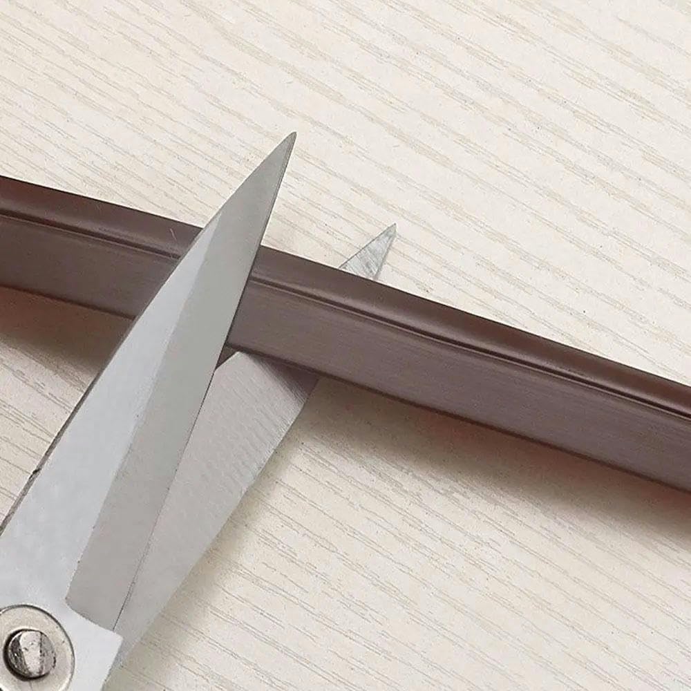 Bande d'étanchéité autocollante 2,8 m anti-poussière anti-insectes pour porte d'armoire blanche