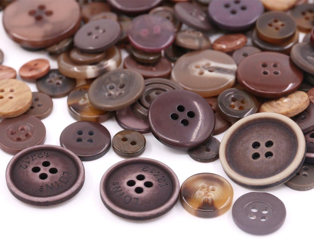 Rustark 650Pcs Brown Resin Buttons Favorite Findings Basic Buttons 2 and 4 Holes Craft Buttons for Arts, DIY Crafts, Decoration, Sewing - Sizes Range from 0.28 to 1.18 Inch