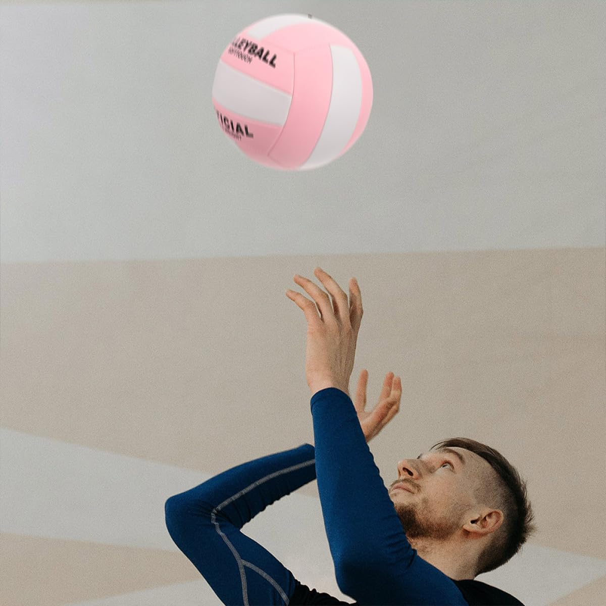 Levemolo Ballon de Volley-Ball D'intérieur Souple en PU Solide Précision, Équipement Sportif pour Entraînement et Examen D'entrée Volley-Ball Style Aléatoire