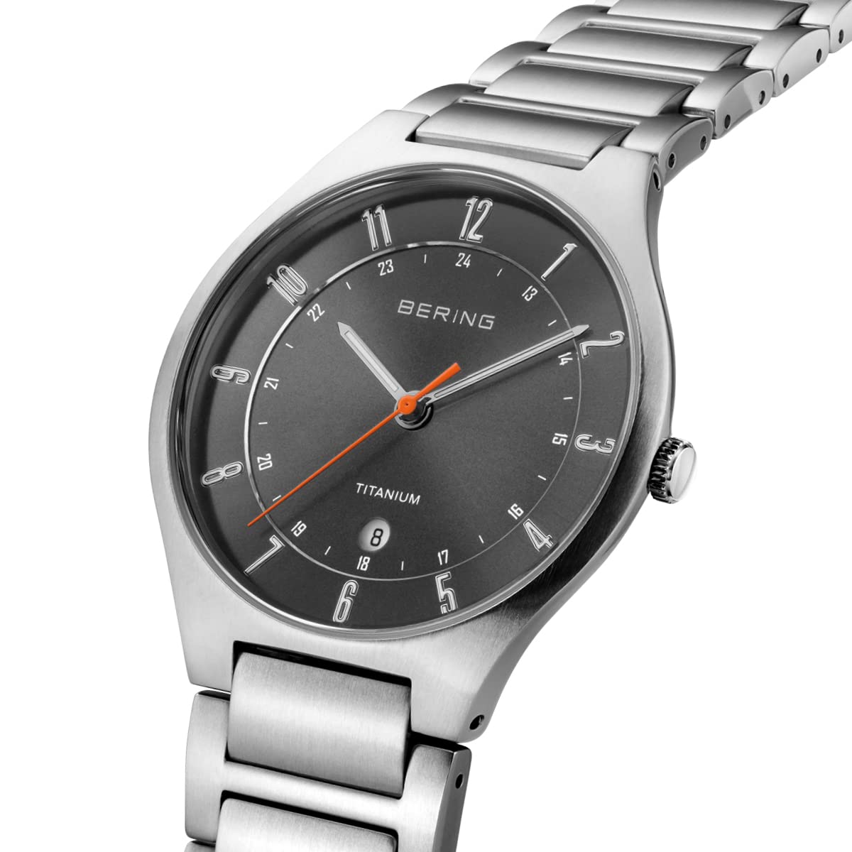 BERING Zegarek męski z mechanizmem kwarcowym – kolekcja Titanium z tytanem i szkłem szafirowym 11739-XXX