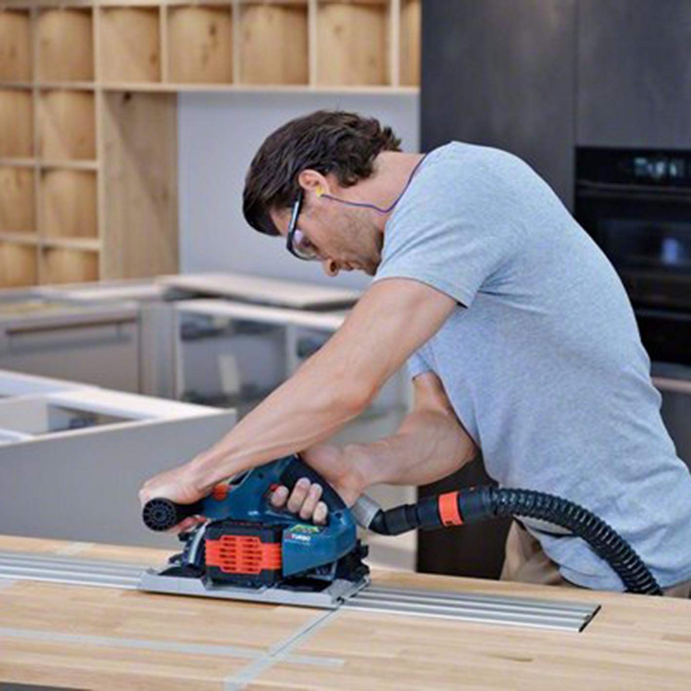 決まりました お話し中 9日まで BOSCH Pro バッテリーツール4点セット