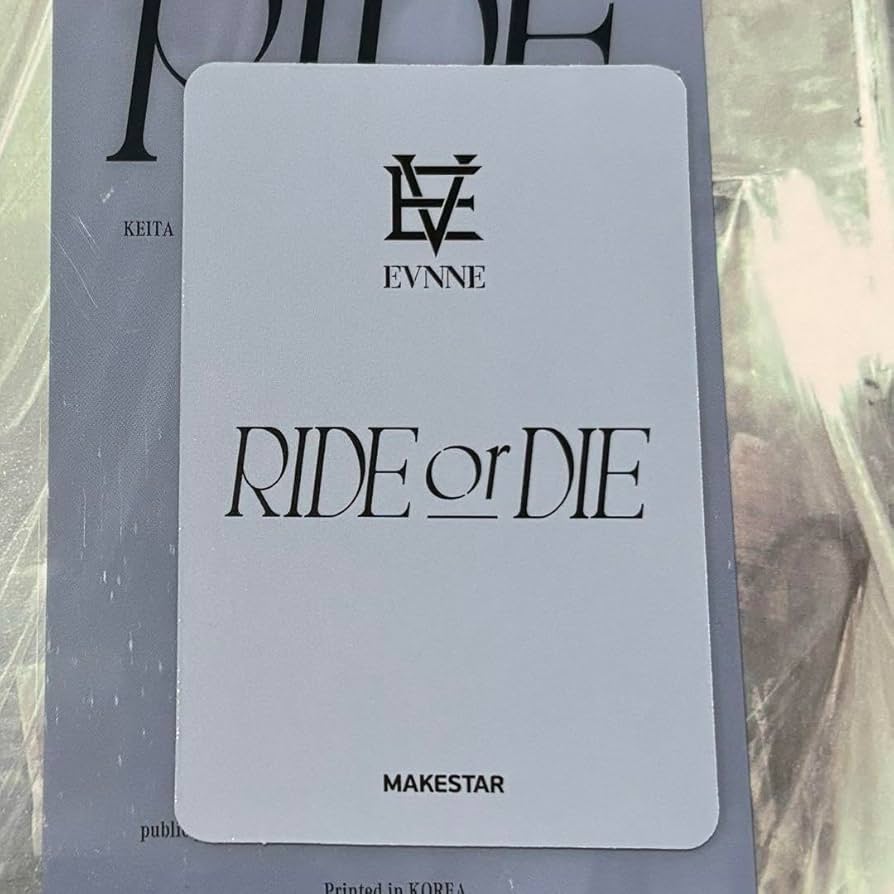 EVNNE 韓国限定トレカ MAKESTAR