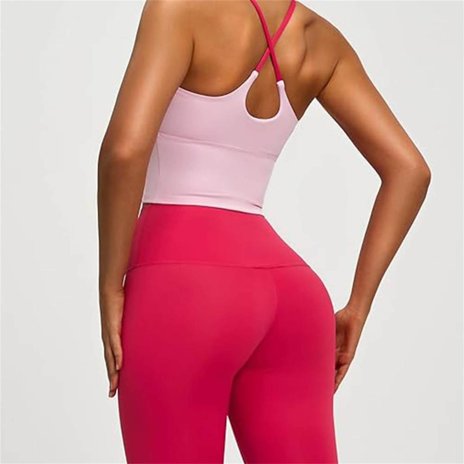 Yksaix Biustonosz sportowy Criss Cross Tank, Yksaix damski gładki krzyżowy pasek spaghetti wyściełane paski długie topy treningowe na siłownię
