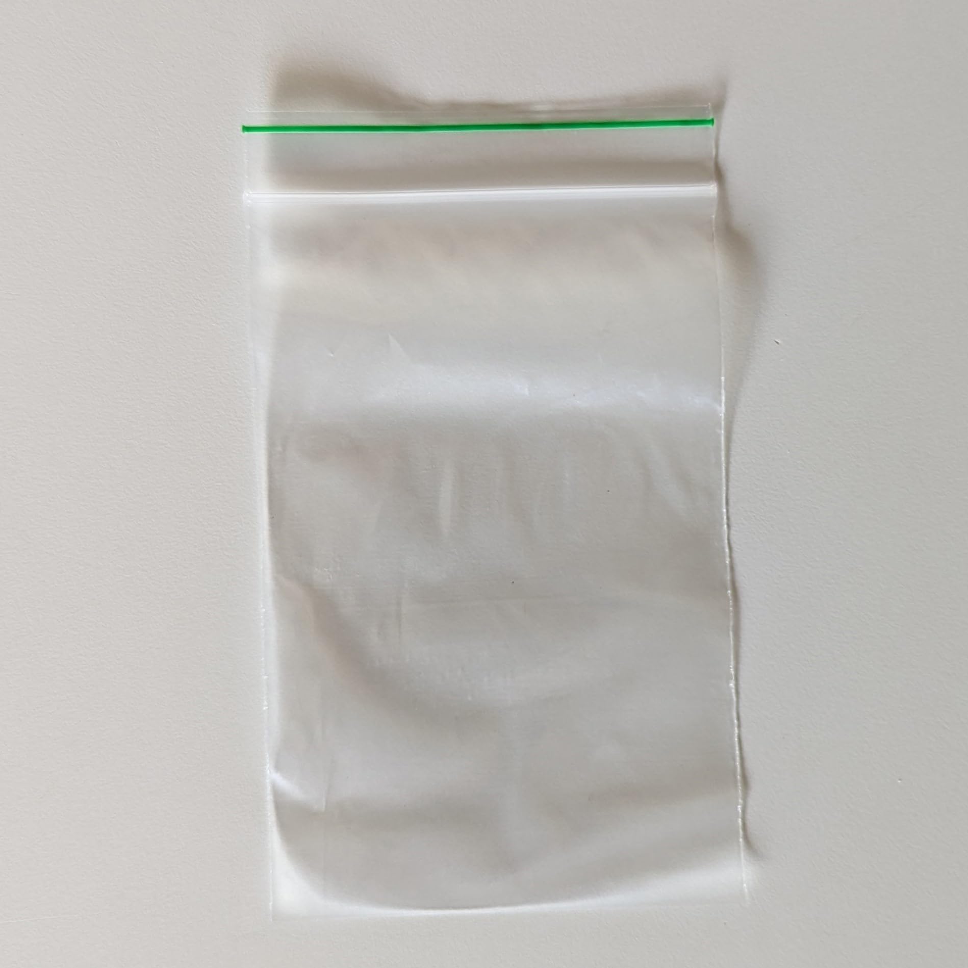 4" x 6" x 2 Mil Snack Size Clear Landfill-Degradable Plastic Zip Top Bags (Pack of 100)