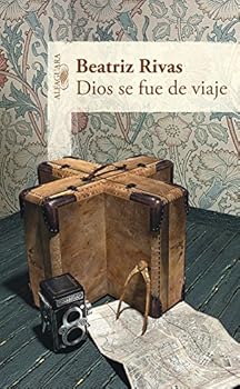 Paperback DIOS SE FUE DE VIAJE [Spanish] Book