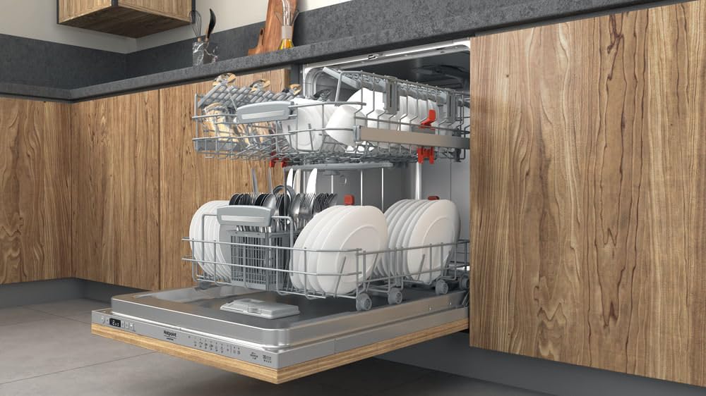 Hotpoint HIO3T141W Lave-vaisselle Intégrable 60 cm 14 Couverts Zone Wash 3D Active Dry Tactile 41 dB Classe C
