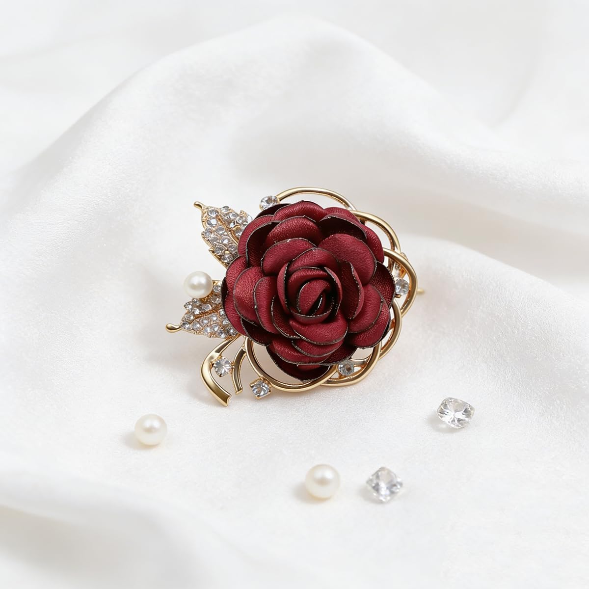 Rose Flower Brooch Pin for Women Elegant Vintage Brooch Pin Wedding Party Handmade Imitation Crystal Pearl Fabric Flower Lapel Pin Dress Suit Accessories