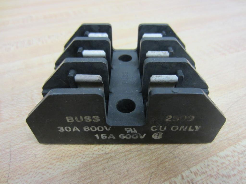 Bussmann 2809 Three Pole Fuse Block Tools & Home Improvement