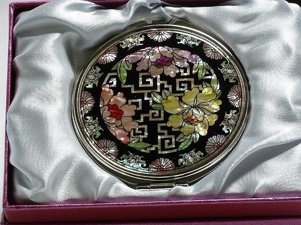韓国伝統工芸 螺鈿細工　2点 韓国伝統工芸品“螺鈿(らでん)”。その神秘的な美しさに、魅せられ