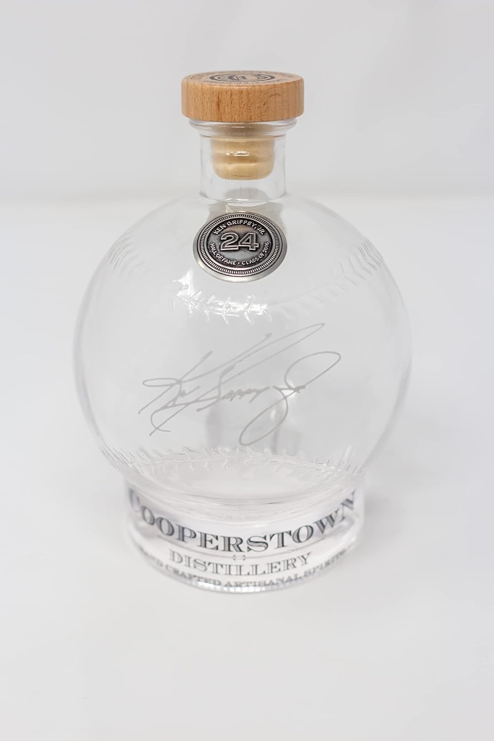 Cooperstown Distillery Ken Griffey Jr. National Baseball Hall of Fame Licensed Engraved Signature Series Decanter | 750mL