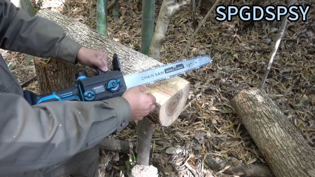 Amazon | 【2025新登場強化版】高速 チェーンソー 充電式 12インチ切断  