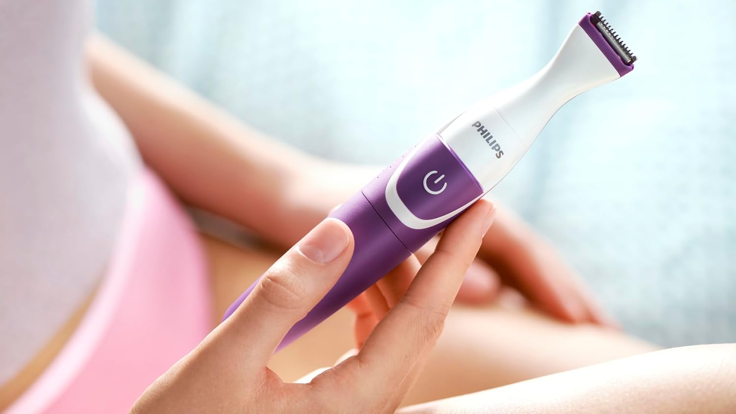 Philips Depilador Elétrico Feminino para Pelos Intimos, com Cabeças de Corte e Pentes, BRT383/15 em promoção! Veja a oferta e mais achadinhos de Depilação 4 Hoje é o melhor dia para comprar Philips Depilador Elétrico Feminino para Pelos Intimos, com Cabeças de Corte e Pentes, BRT383/15 com aquele preço maroto! Promoção! Aproveite a oferta! 4