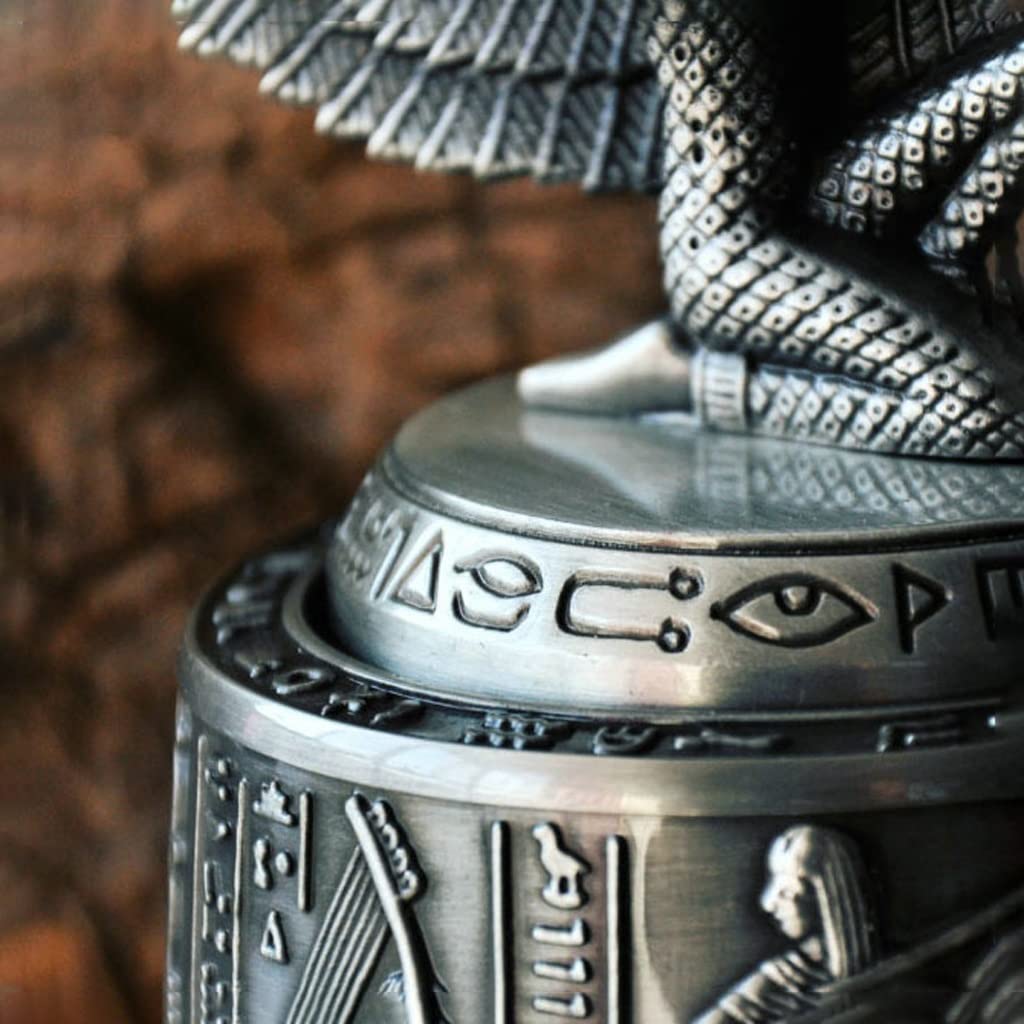 Muzyczna Pozytywka Emboss Metal Music Box, Wind Up Posąg Pudełko Muzyczne Prezenty Dla Dziewczyn Kobiety Chłopcy Urodziny Rocznicowe Kolekcje Home Decoration Dekoracyjne Pamiątki