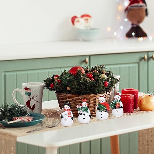 Miniatura 8 de MEETYAMOR Decoraciones navideñas para interiores, 4 adornos de resina de muñeco de nieve para decoración de mesa de Navidad, figuras coleccionables